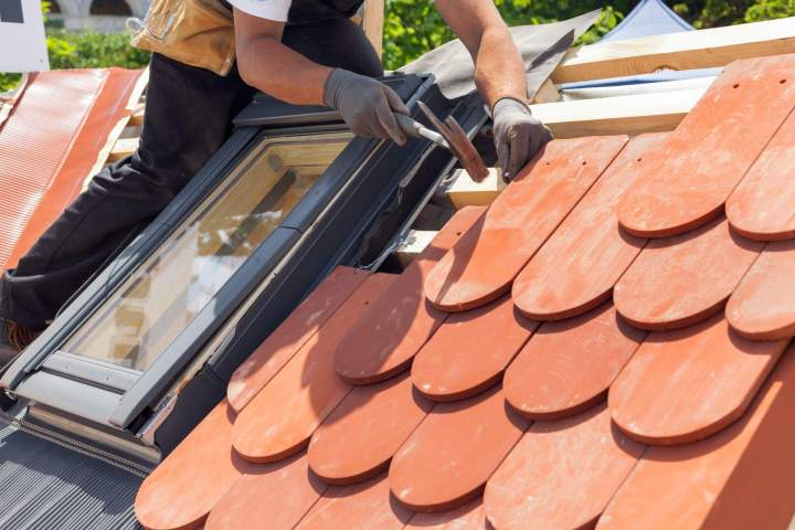 Pose de fenêtre de toit Velux Martres-de-Veyre